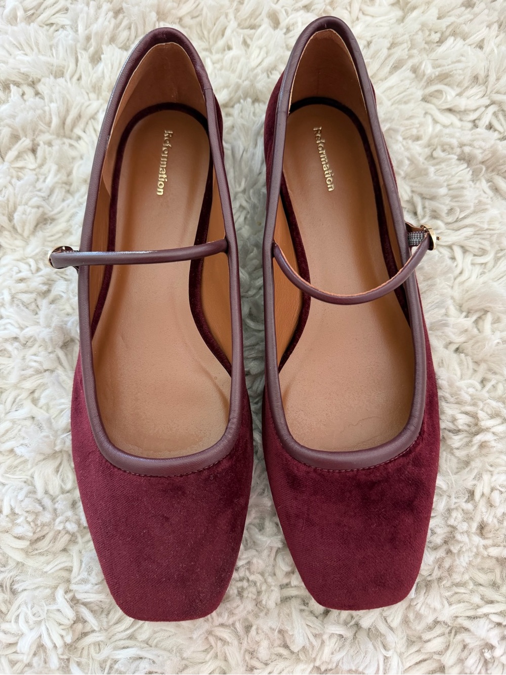 NWOT Reformation Velvet Mary Jane’s